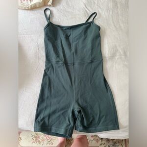 Aritzia Wilfred Free Romper